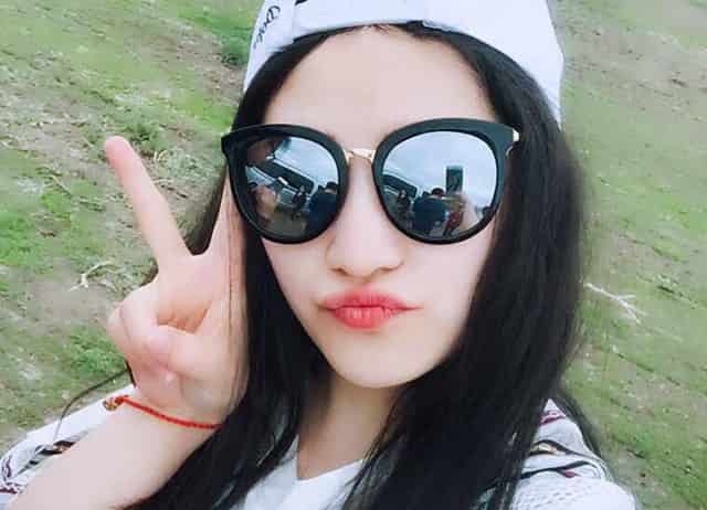 和一个同事打疫苗