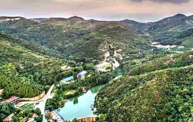 辽宁红河峡谷漂流旅游遭不公待遇 始作俑者遭调离